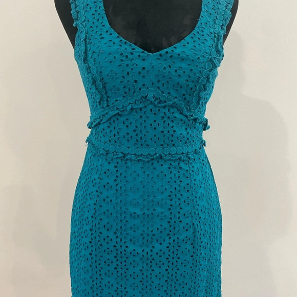 Lilly Pulitzer KAYLEE SHIFT DRESS Tanzanian Teal Petite Petal Eyelet Sz 0 - Picture 4 of 9